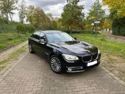 Schwarz Gebraucht 2015 BMW 750L Limousine | 21.599 € (Fairer Preis)