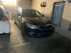 Schwarz Gebraucht 2012 Skoda Octavia RS Kombi | 4.500 €