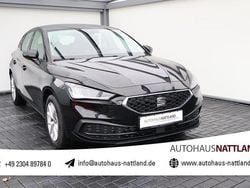 Mitternachtsschwarz Gebraucht 2025 Seat Leon Style Limousine | 22.850 € (Guter Preis)