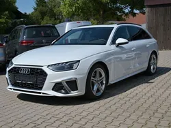 Weiß Gebraucht 2022 Audi A4 S-Line Kombi | 27.999 € (Fairer Preis)
