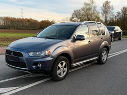 Grau Gebraucht 2010 Mitsubishi Outlander SUV | 4.999 € (Superpreis)
