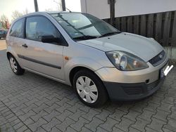 Silber Gebraucht 2006 Ford Fiesta Kleinwagen | 1.290 € (Fairer Preis)
