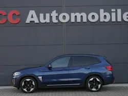 Blau Gebraucht 2021 BMW iX3 Impressive SUV | 30.480 € (Fairer Preis)