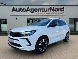 Weiß Gebraucht 2022 Opel Grandland X Business Elegance SUV | 21.350 € (Fairer Preis)