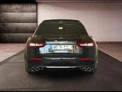 Schwarz Gebraucht 2018 Maserati Quattroporte Limousine | 32.000 €
