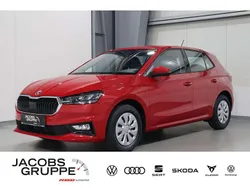 Velvet rot Neu 2025 Skoda Fabia Essence Kleinwagen | 19.495 € (Fairer Preis)