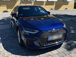 Blau Gebraucht 2021 Audi A3 Ambiente Limousine | 24.499 € (Etwas zu teuer)