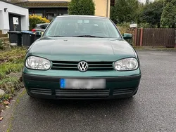 Grün Gebraucht 2000 VW Golf IV Kleinwagen | 1.500 € (Fairer Preis)