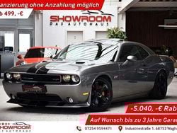 Grau (pdm tungsten metallic) Gebraucht 2012 Dodge Challenger Coupé | 41.990 €