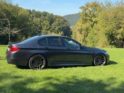Grau Gebraucht 2012 BMW M5 Performance Limousine | 41.990 €