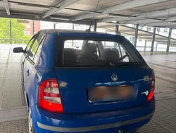 Blau Gebraucht 2002 Skoda Fabia Kleinwagen | 1.000 € (Guter Preis)
