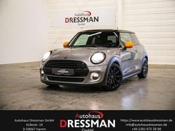 Melting silver metallic Gebraucht 2017 Mini Cooper Pepper Kleinwagen | 13.780 € (Fairer Preis)