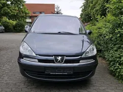 Grau Gebraucht 2008 Peugeot 807 Van / Kleinbus | 1.999 € (Guter Preis)