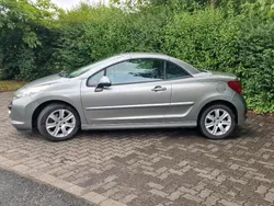 Grau Gebraucht 2009 Peugeot 207 CC Cabrio | 1.800 € (Guter Preis)