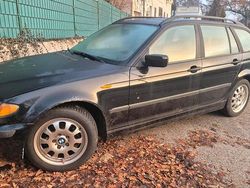 Schwarz Gebraucht 2002 BMW 318 Kombi | 1.500 € (Superpreis)