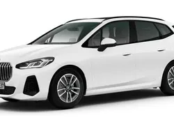 Weiß Gebraucht 2024 BMW 223 Active Tourer Luxury Line Van / Kleinbus | 41.881 € (Teuer)