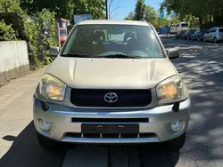 Gold Gebraucht 2005 Toyota RAV4 SUV | 3.100 € (Fairer Preis)
