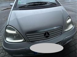 Grau Gebraucht 2002 Mercedes A190 Kleinwagen | 2.000 € (Etwas zu teuer)