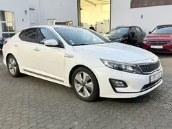 Weiß Gebraucht 2015 Kia Optima Hybrid Spirit Limousine | 9.500 € (Fairer Preis)