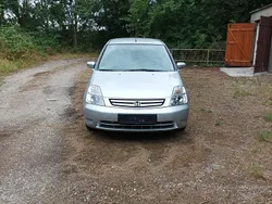 Silber Gebraucht 2004 Honda Stream Van / Kleinbus | 2.499 €