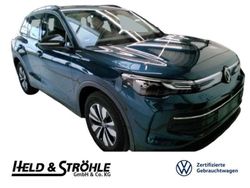 Nightshade blue metallic Gebraucht 2024 VW Tiguan Goal SUV | 36.850 € (Superpreis)