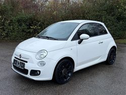 Weiß Gebraucht 2015 Fiat 500 S Kleinwagen | 6.400 € (Guter Preis)