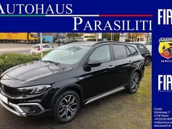 Cinema schwarz metallic Gebraucht 2023 Fiat Tipo Cross Kombi | 28.390 €