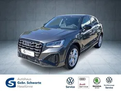 Grau Gebraucht 2025 Audi Q2 S-Line SUV | 34.090 € (Fairer Preis)