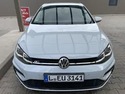 Weiß Gebraucht 2018 VW Golf VII R-line Limousine | 16.800 € (Fairer Preis)