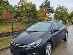 Schwarz Gebraucht 2016 Opel Astra Dynamic Limousine | 9.300 € (Guter Preis)