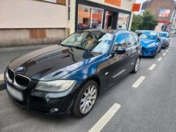 Schwarz Gebraucht 2011 BMW 318 Kombi | 3.800 € (Fairer Preis)