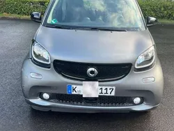 Grau Gebraucht 2018 Smart ForTwo Coupé Basis Kleinwagen | 8.500 € (Guter Preis)
