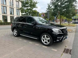 Schwarz Gebraucht 2014 Mercedes ML350 AMG line SUV | 24.000 € (Fairer Preis)