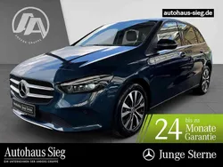 Denimblau Gebraucht 2021 Mercedes B250e Style Van / Kleinbus | 27.734 € (Fairer Preis)