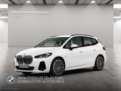 Weiß Gebraucht 2025 BMW 220 Active Tourer Comfort Edition Van / Kleinbus | 36.495 € (Teuer)