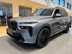 Grau Gebraucht 2026 BMW X7 M Sport SUV | 98.199 € (Guter Preis)