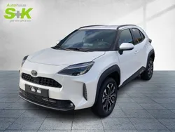 Platinumweiß perleffekt (weiß) Gebraucht 2024 Toyota Yaris Cross SUV | 28.480 € (Superpreis)