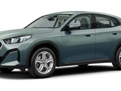 Grün Gebraucht 2024 BMW X2 Comfort Edition SUV | 43.584 € (Fairer Preis)
