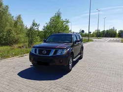 Braun Gebraucht 2012 Nissan Pathfinder SUV | 13.500 € (Guter Preis)