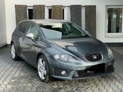 Grau Gebraucht 2010 Seat Leon FR Limousine | 4.450 € (Fairer Preis)
