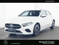 Weiß Gebraucht 2024 Mercedes A180 Progressive Limousine | 28.950 € (Fairer Preis)
