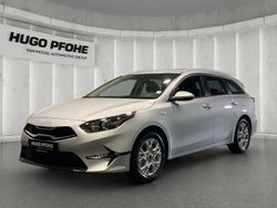 Grün Neu 2025 Kia Ceed Vision Kombi | 23.290 € (Fairer Preis)