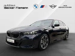 M carbonschwarz Gebraucht 2025 BMW 520 Comfort Edition Limousine | 54.911 € (Etwas zu teuer)