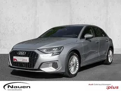 Florettsilber metallic Gebraucht 2024 Audi A3 Advanced Plus Limousine | 27.480 € (Superpreis)