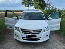 Weiß Gebraucht 2010 VW Tiguan Freestyle SUV | 9.899 € (Etwas zu teuer)