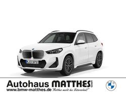 Weiß Neu 2025 BMW iX1 M Sport SUV | 56.469 € (Teuer)