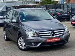 Grau Gebraucht 2014 Mercedes B180 Edition Van / Kleinbus | 10.990 € (Superpreis)