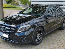Schwarz Gebraucht 2017 Mercedes GLA220 Urban SUV | 19.950 € (Fairer Preis)