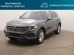 Grau Gebraucht 2021 VW Touareg Elegance SUV | 44.990 € (Guter Preis)