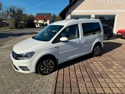 Weiß Gebraucht 2018 VW Caddy Join Van / Kleinbus | 19.000 € (Etwas zu teuer)